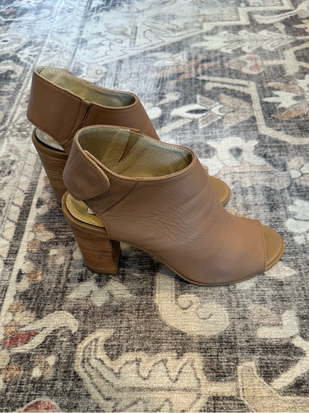 STEVE MADDEN - Tan Peep-Toe Heeled Booties - Size 7